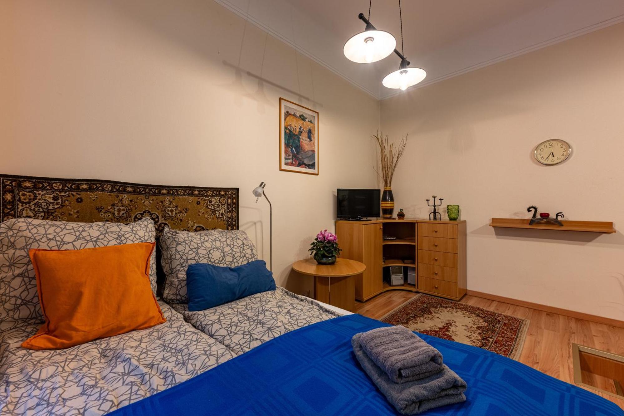 A Quiet Studio In The Heart Of The City Budapest Exteriör bild